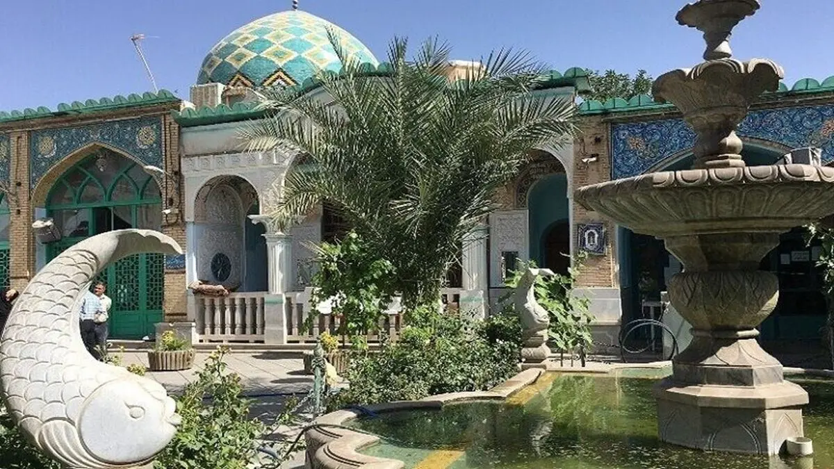 بنای تاریخی «امامزاده احمد» اصفهان موریانه زده شده است 