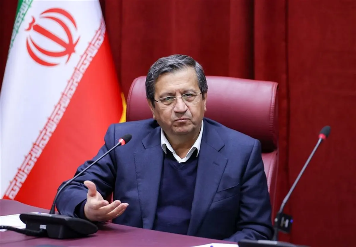 رئیس کل بانک مرکزی: بازار ارز در حال آرام شدن است/ همتی از آرامش می‌گوید؛ دلار ۱۴۷ تومنی از التهاب