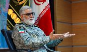 طعنه سنگین فرمانده ارشد ارتش به ماجرای ریزپرنده‌های اسرائیلی در اصفهان

