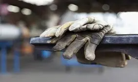 ۱۱ اردیبهشت روز کارگر، تعطیل رسمی است