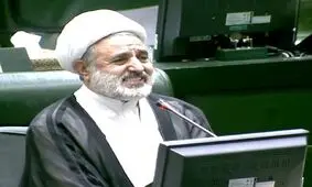 انتقاد نماینده قم از وضعیت حجاب در کشور/ نباید برای به دست آوردن دل تعدادی متهتک و هنجارشکن، مومنین را از دست داد/ مردم پشتوانه احساس نمی‌کنند که تذکر لسانی بدهند/ ویدئو

