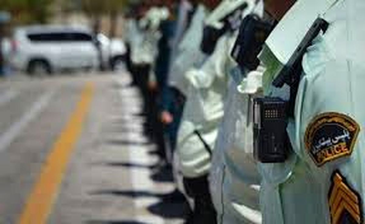 استقرار ماموران پلیس در اطراف سفارت انگلیس/ ویدئو