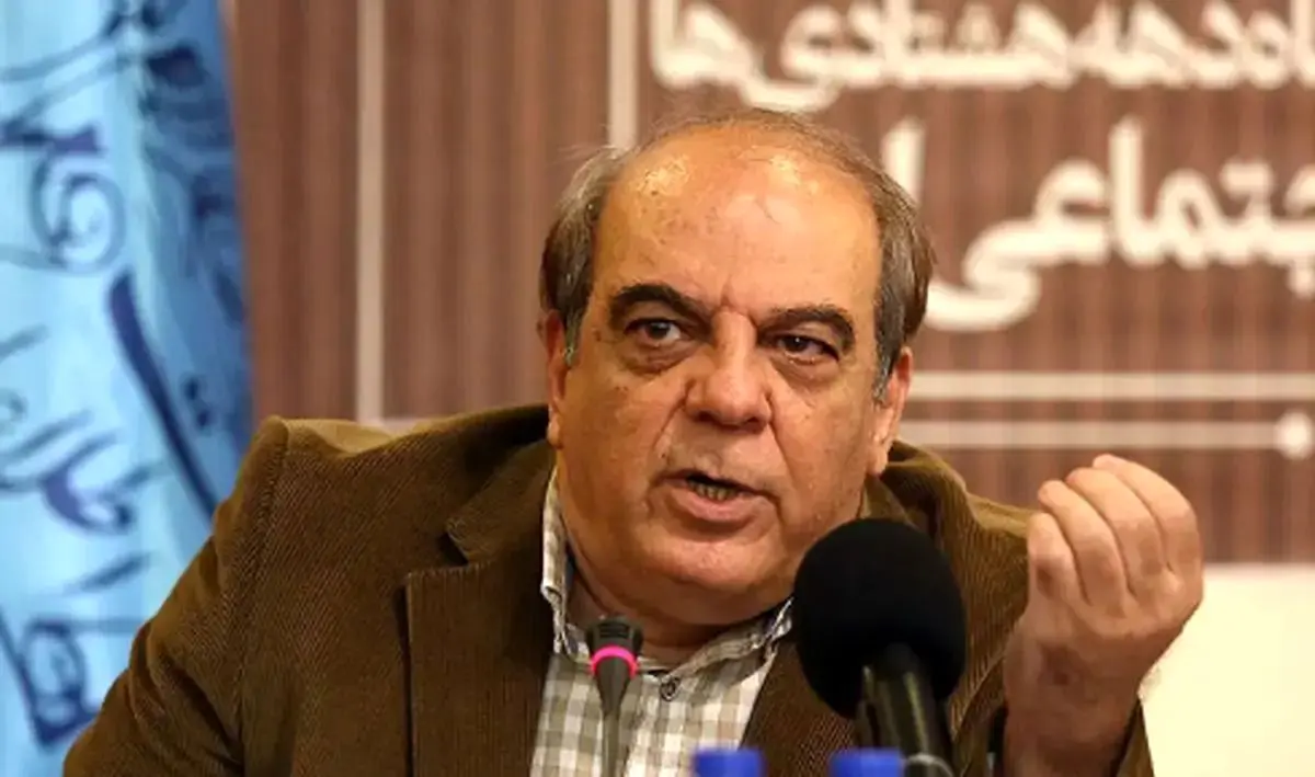 چرا سیاستمداران خودفریبی می‌کنند؟