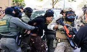 گارد ملی آمریکا خیابان های شیکاگو را تبدیل به منطقه جنگی کردند