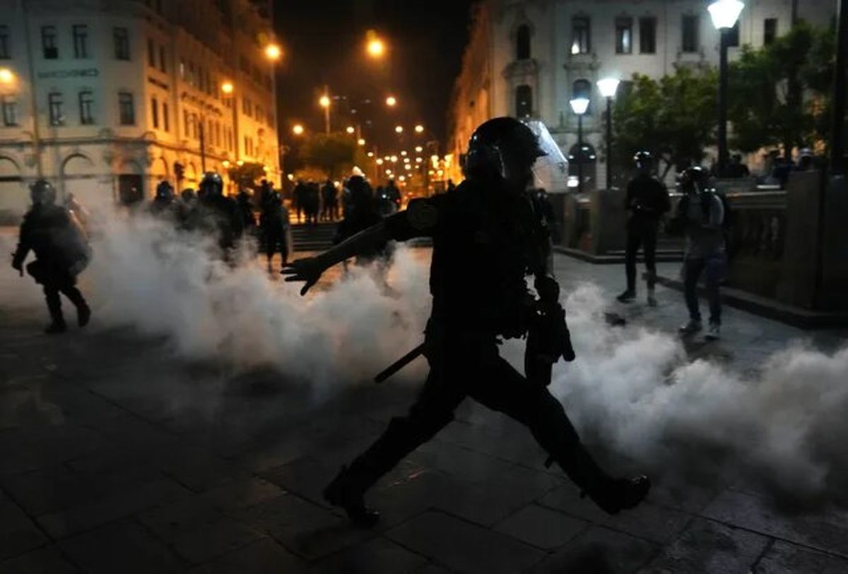 موافقت رئیسجمهور پرو با انتخابات زودهنگام در بحبوحه اعتراضات/ ویدئو