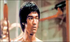 کارگردان برنده اسکار زندگی بروس لی را فیلم می‌کند