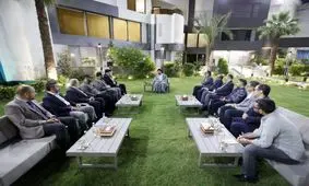  دیدار هیات رسانه‌ای ایران با سید عمار حکیم در بغداد/ رهبر جریان حکمت ملی عراق: برخورد با تحولات منطقه باید به دور از بزرگ‌نمایی یا کوچک‌نمایی باشد