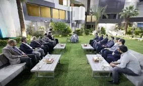  دیدار هیات رسانه‌ای ایران با سید عمار حکیم در بغداد/ رهبر جریان حکمت ملی عراق: برخورد با تحولات منطقه باید به دور از بزرگ‌نمایی یا کوچک‌نمایی باشد