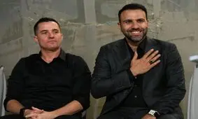 مدیران پرسپولیس در حال چانه‌زنی با اوسمار