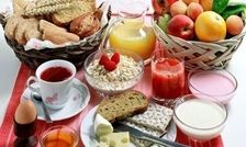 ۷ غذای سالم که ‌درباره شان اشتباه فکر می کردیم