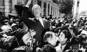 تصاویر تاریخی از ۲۹ اسفند، روز ملی شدن صنعت نفت ایران / روزی که پرچم سه رنگ ایران بر فراز پالایشگاه آبادان به اهتزاز درآمد