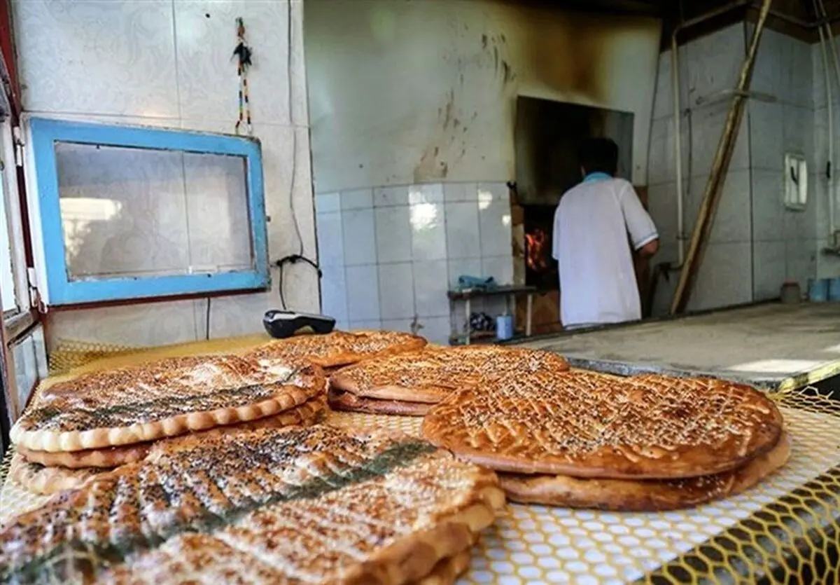 خبری از کمبود نان و مواد غذایی در شهرهای مسافرپذیر نیست