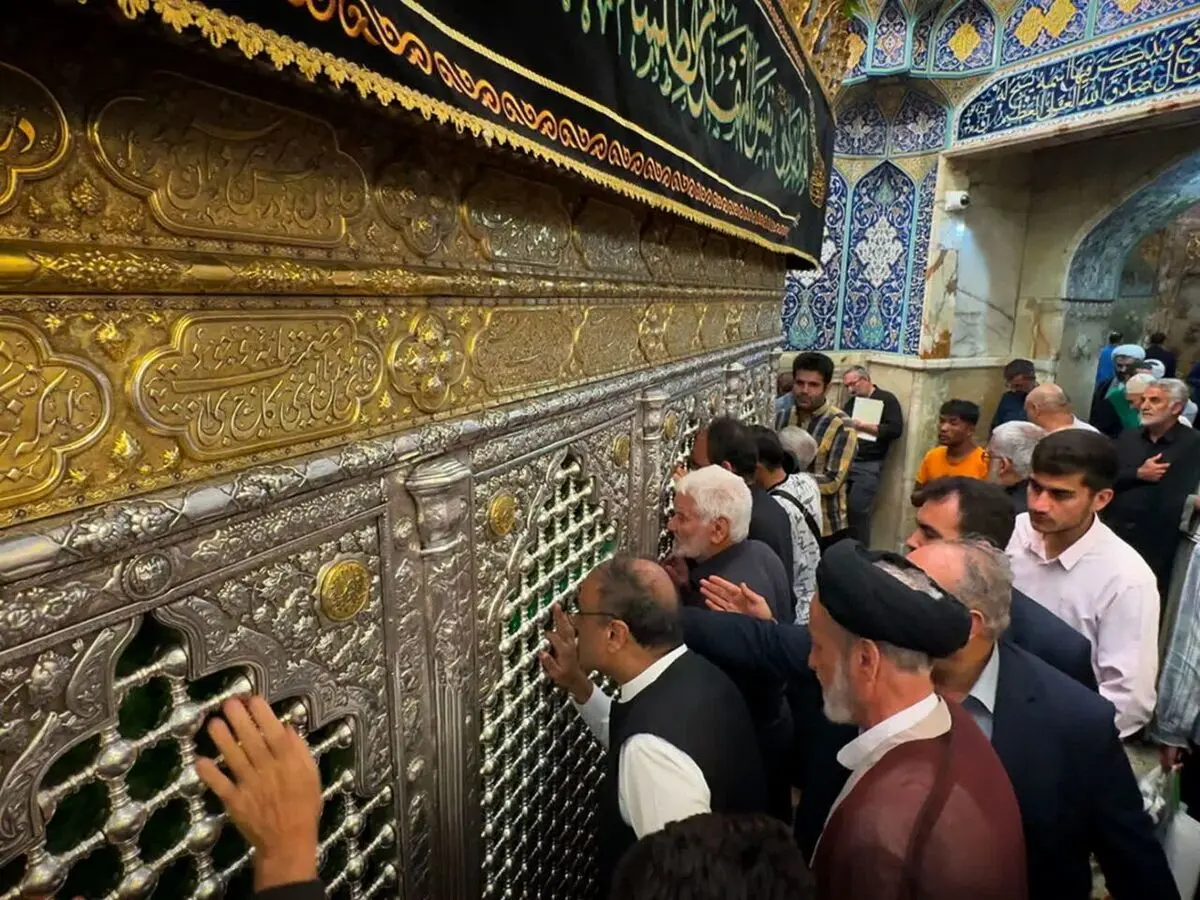 سفیر پاکستان در ایران حرم حضرت معصومه(س) را زیارت کرد
