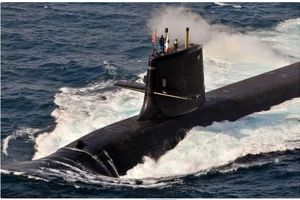 در نبرد یک زیردریایی و اژدر کدام یک سریعتر است؟