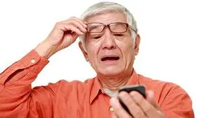 چشم پزشکان درباره درمان پیرچشمی چه می‌گویند؟