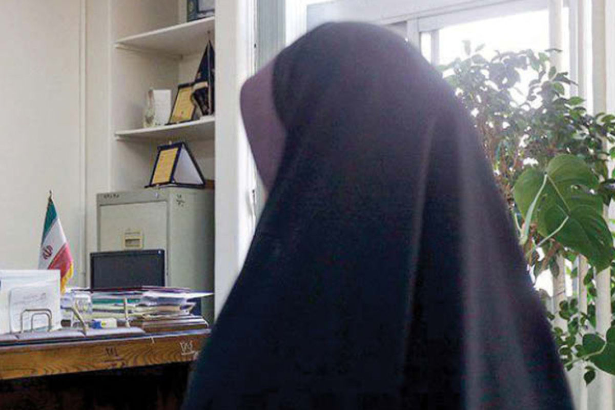  رفتار پلید مرد جوان با همسرش در کوهستان 