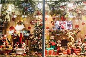 «کریسمس» در خیابان میرزای شیرازی