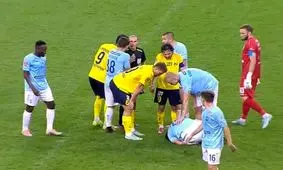 روایت های متناقض از اخراج محمد محبی در روسیه؛ «خطای خشن» یا «لمس بدن داور زن»