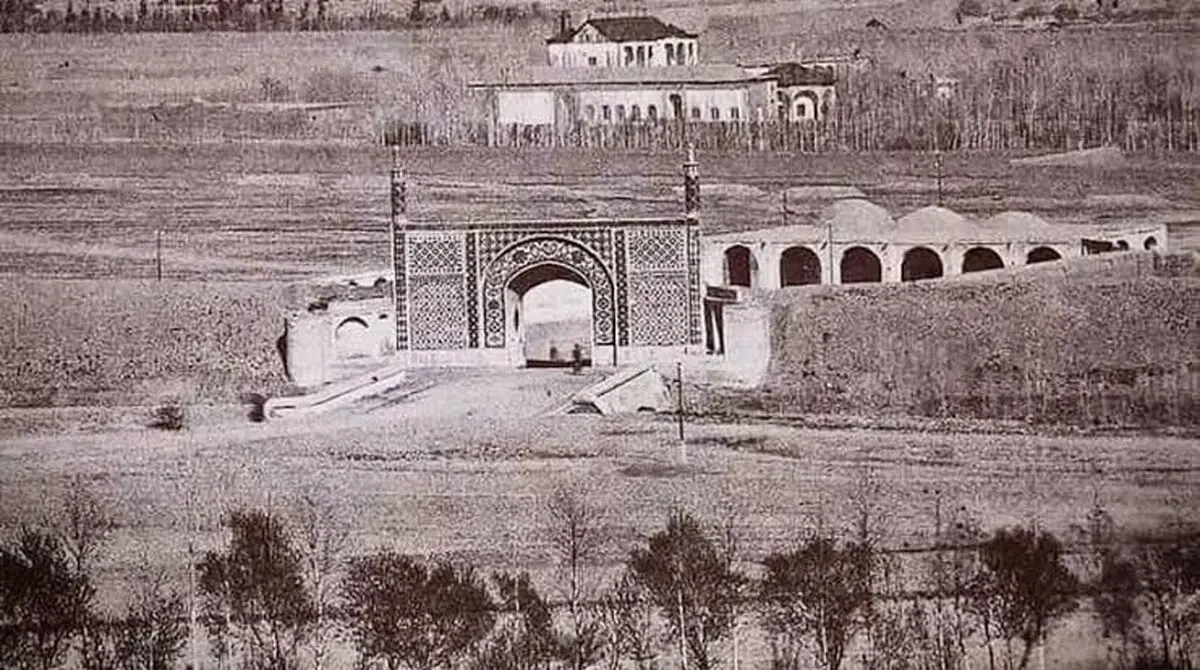 سفر به تهران قدیم؛ کودکان آلونک نشین در خیابان 17 شهریور 