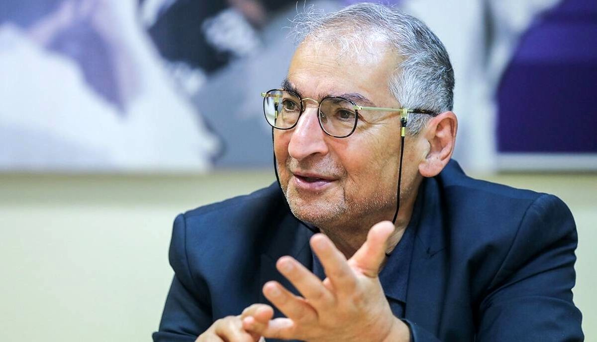 زیباکلام: روحانی نمیتواند نقش هاشمی را ایفا کند/ ویدئو