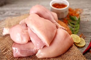 2 قسمت خطرناک مرغ برای سلامتی کدامند؟

