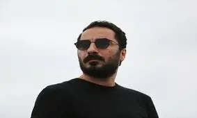 استایل خیابانی نوید محمدزاده خارج از ایران