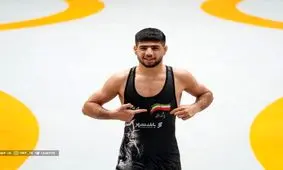 ضرب طلا بر سینه یوسفی/ ویدئو