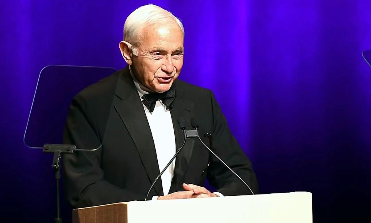 دُم موساد از پرونده جنسی اپستین بیرون زد | میلیاردر اسرارآمیز اسرائیلی پشت پرده جفری اپستین | لس وکسنر کیست؟