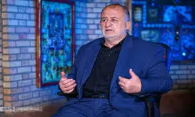 پاسخ تند قاضی‌پور به ماجرای سقوط هلی‌کوپتر و باتری/ ویدئو