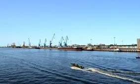 ایران برای دور زدن محاصره تنگه هرمز، به دریای خزر، جاده‌ها و راه‌آهن چین روی آورده است