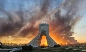 احمد زیدآبادی: هنر سیاست، دور نگه داشتن مردم از بلای جنگ است

