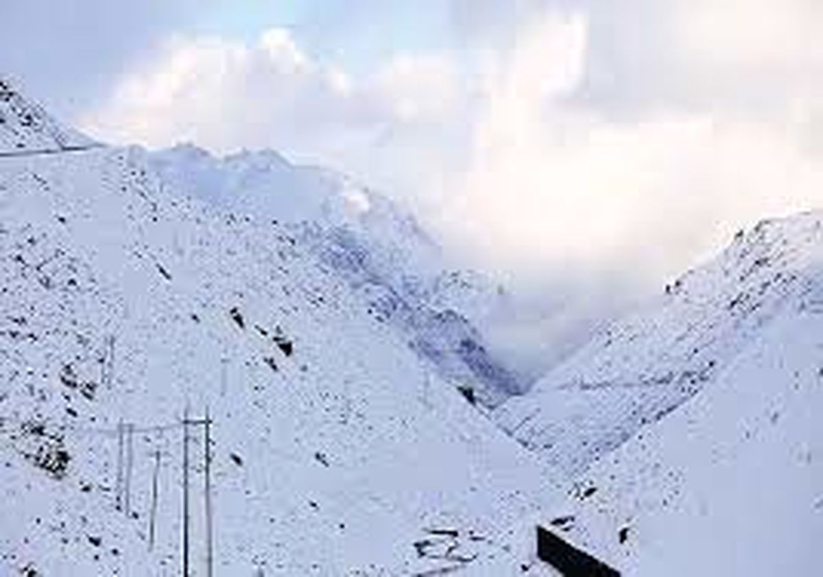 بارش برف و کولاک در ارتفاعات کشور