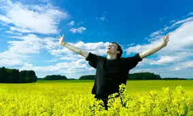 ترک این ۷ عادت ساده می‌تواند زندگی را شادتر و سالم تر کند