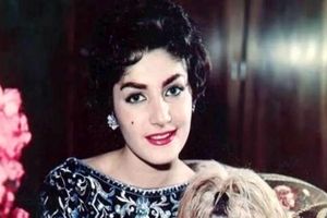 سفر در تاریخ؛ شهناز پهلوی در اولین سال تولد و در کنار مادرش؛ آبان 1320