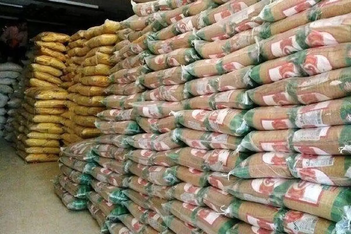 فرماندار بوشهر: ۱۲۰ تن کالای اساسی در شهرستان توزیع می‌شود