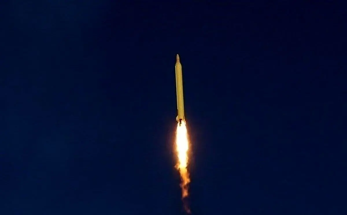 لحظهٔ شلیک موشک‌های سپاه در پاسخ به تجاوزهای آمریکا در جنوب ایران/ ویدئو

