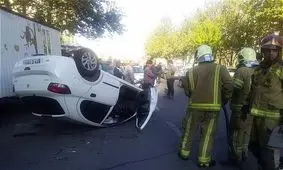 واژگونی تیبا بدلیل ناتوانی راننده در کنترل وسیله نقلیه