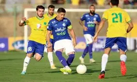 عملکرد اکبریان در بازی صنعت نفت و استقلال قابل قبول نبود/ او دو پنالتی را نگرفت