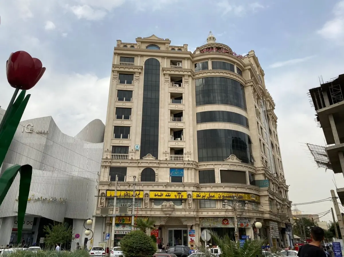 آتش سوزی در برج نگین فردیس کرج مهار شد/ ویدئو
