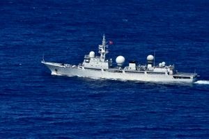حضور کشتی چینی در آب‌های غربی ما «نگران‌ کننده» است
