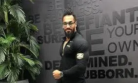 دورهمی «پیمان رجبی و یاس رپر مشهور» در شهر دبی امارات/ عکس