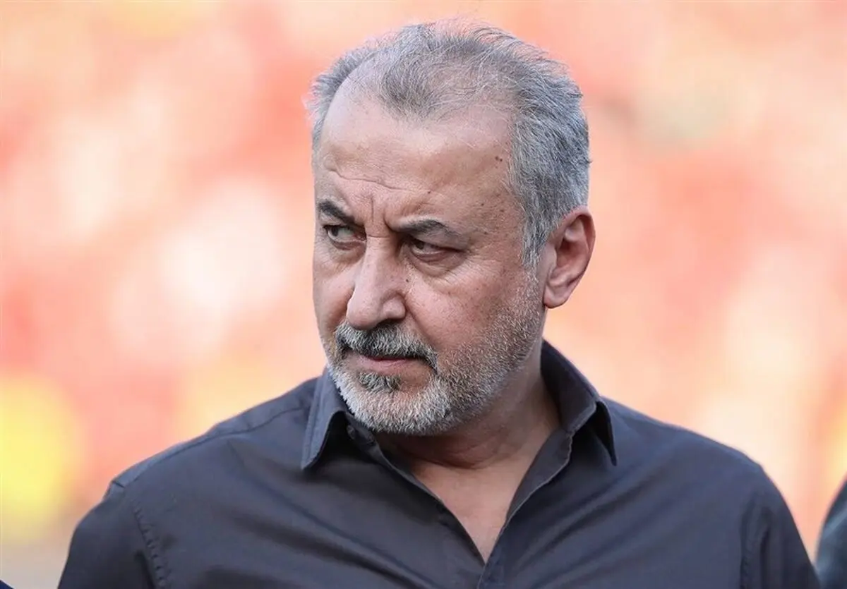 بیرانوند نمی‌توانست قراردادش را فسخ کند، او را اغوا کردند/ فقط برای ما سقف وجود دارد و برای سایر تیم‌ها همه جا باز است/ روی صندلی دراز کشیدم تا نگویند سکته کرده‌ام!/ الان مد شده است که لوگو بوس می‌کنند و به جای دیگر می‌روند/ ویدئو
