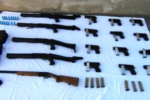 توقیف ۱۶ اسلحه غیرمجاز در اسلامشهر