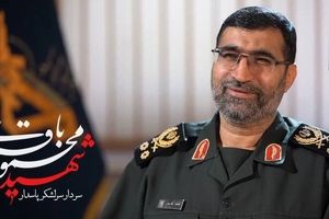 شهید سرلشکر محمود باقری در حال هُل دادن چرخ هیات/ عکسی از فرمانده موشکی هوافضای سپاه که توسط اسرائیل به شهادت رسید