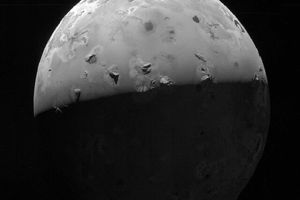 طلوع و غروب خورشید در سیاره سرخ از دوربین مریخ‌نورد «کنجکاوی»/ ویدئو