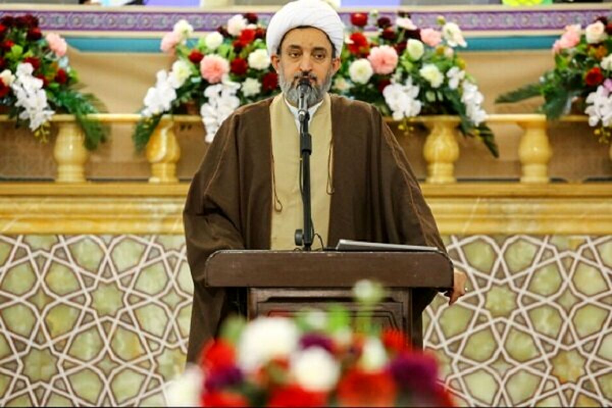 انتقاد عضو خبرگان از بکارگیری زنان بزک کرده در تبلیغات تلویزیون/ استفاده از دختران در مغازهها محصول جاهلیت مدرن است
