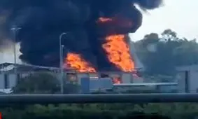 ساختمان شاخه اطلاعات نظامی اسرائیل در آتش/ ویدئو

