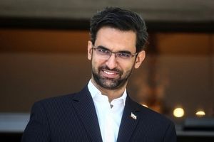 توییت کنایه‌آمیز آذری جهرمی به رضا پهلوی 
