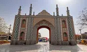 سفر به ایران قدیم؛ قدیمی‌ترین عکس از «دروازه دولت» تهران؛ 160سال قبل 