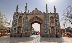 سفر به ایران قدیم؛ قدیمی‌ترین عکس از «دروازه دولت» تهران؛ 160سال قبل 